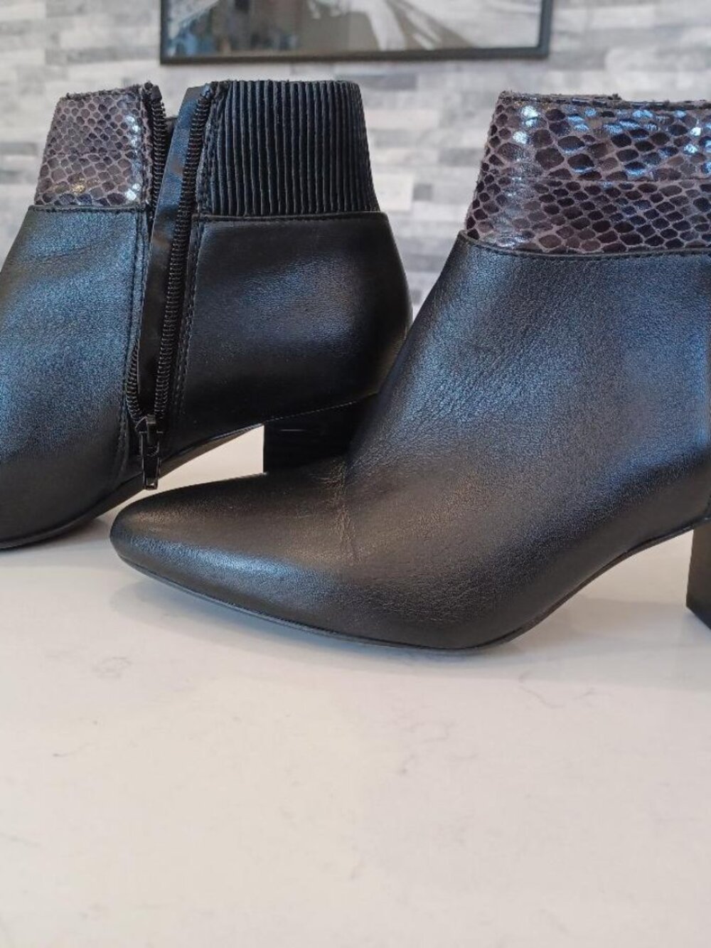 Alfani Step N Flex Black Zippered Boots Snake Print Accent and Side Zipper 7.5
